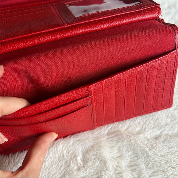 Timberland Leather RFID Flap Wallet Clutch Organizer, Cherry (Pebble) - Picture 12 of 16